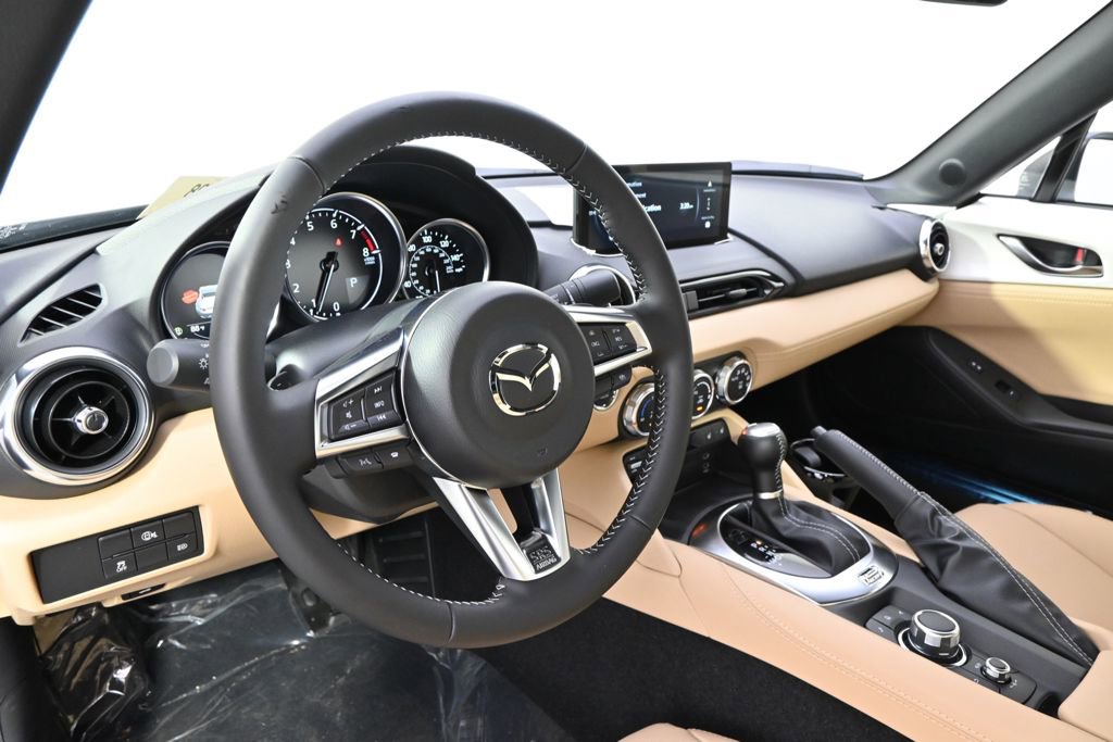 New 2025 MAZDA MX-5 Miata RF Grand Touring image 15