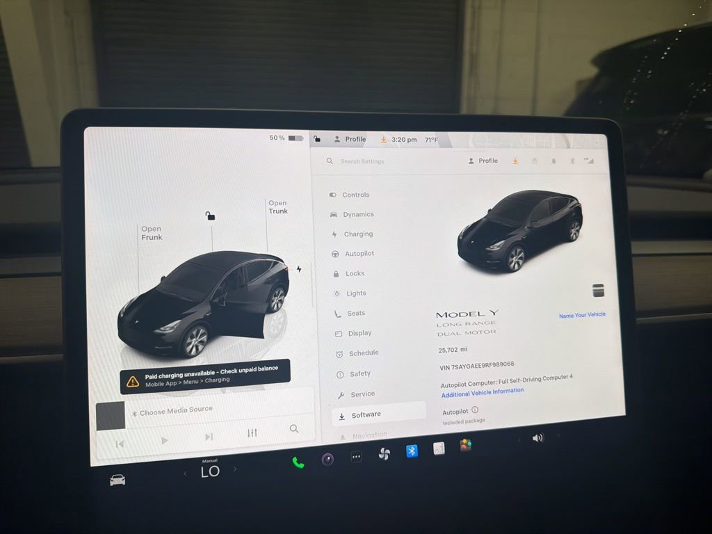 Used 2024 Tesla Model Y Long Range image 11