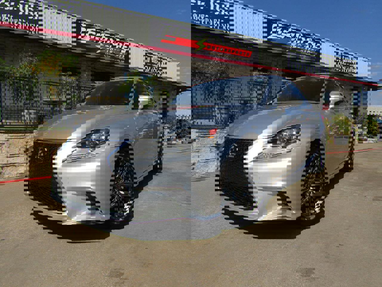 Used 2015 Lexus IS 250 4dr Sport Sdn AWD w/ F-Sport Package image 1