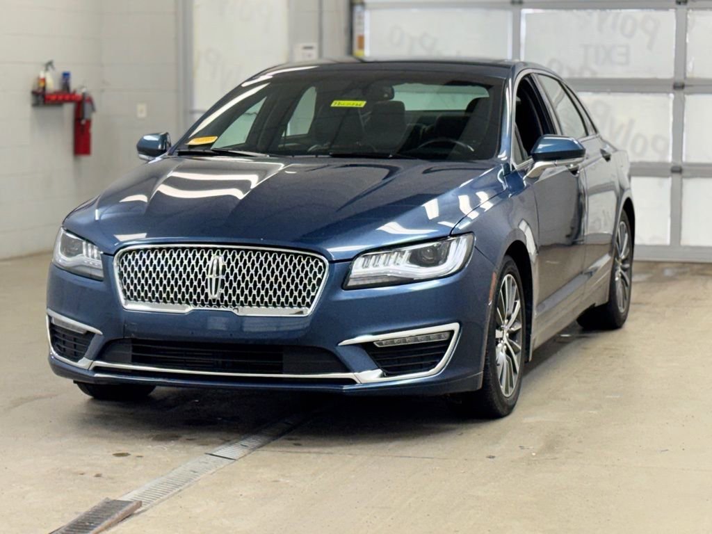 Used 2019 Lincoln MKZ Premiere image 3
