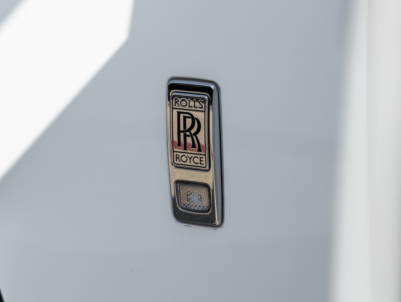 Used 2022 Rolls-Royce Phantom Extended Wheelbase image 17