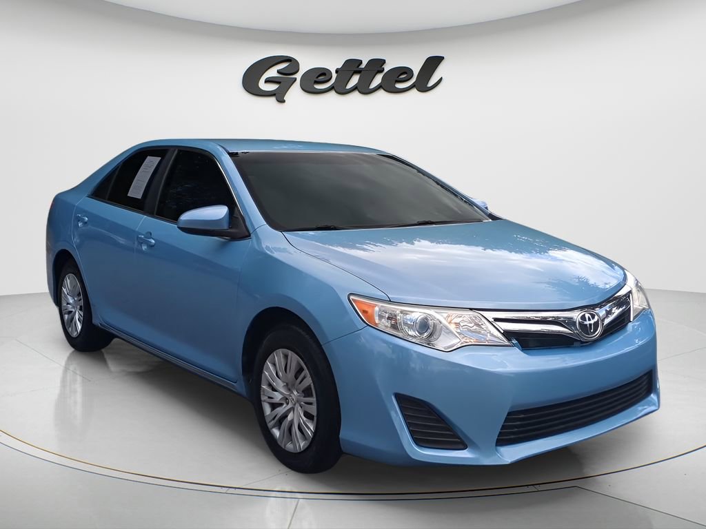 Used 2012 Toyota Camry LE image 3