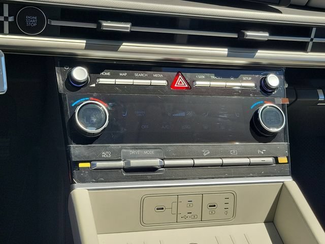 New 2026 Hyundai Santa Fe SEL FWD image 13
