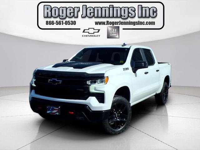 Used 2023 Chevrolet Silverado 1500 LT Trail Boss w/ Protection Package AWD/4WD image 1