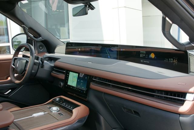 Used 2025 Lincoln Navigator Reserve AWD/4WD image 44