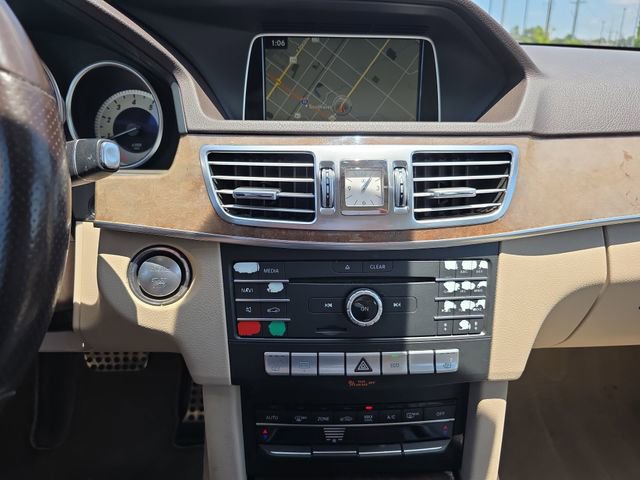 Used 2016 Mercedes-Benz E 350 Sedan image 23