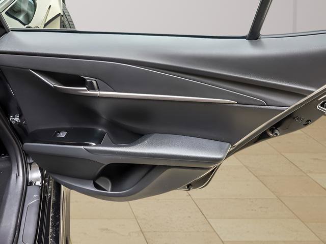 Used 2026 Toyota Camry SE image 23