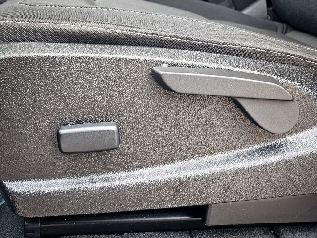 Certified 2022 GMC Canyon Elevation w/ Trailering Package image 18