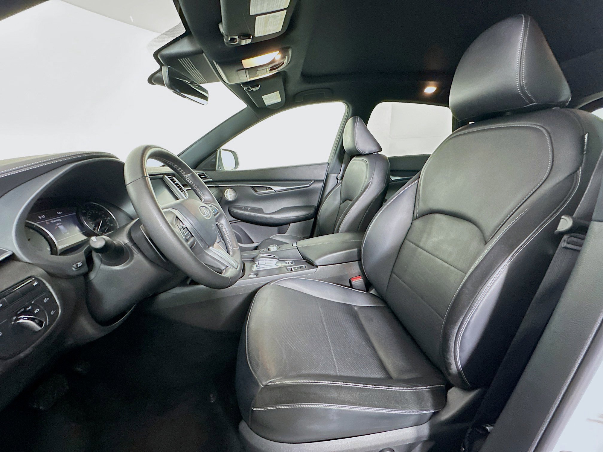 Used 2024 INFINITI QX50 Sport image 13