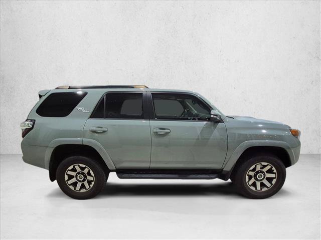 Used 2023 Toyota 4Runner TRD Off-Road Premium w/ Moonroof Package AWD/4WD image 4