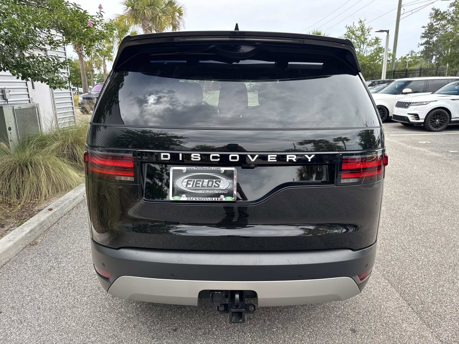 Certified 2025 Land Rover Discovery S AWD/4WD image 7