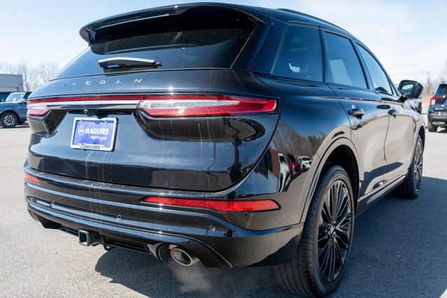 Used 2025 Lincoln Corsair Reserve w/ Jet Appearance Package image 6