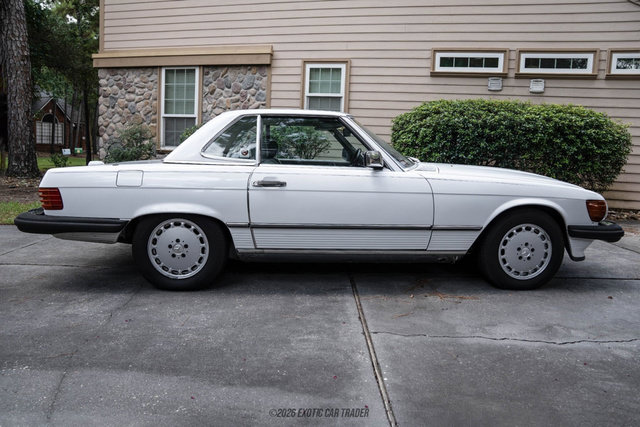 Used 1988 Mercedes-Benz 560 SL image 9