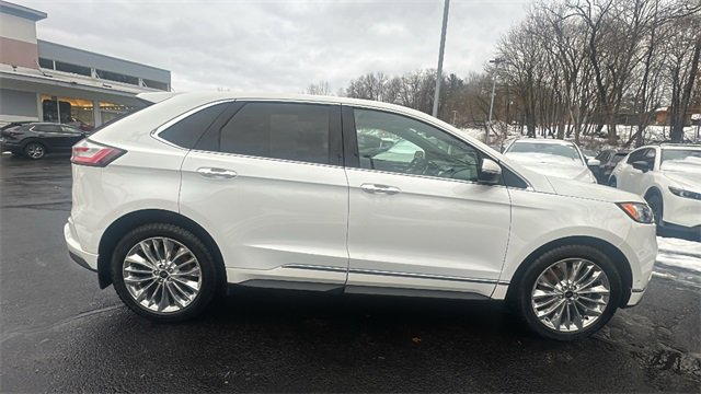 Used 2020 Ford Edge Titanium w/ Equipment Group 301A image 5