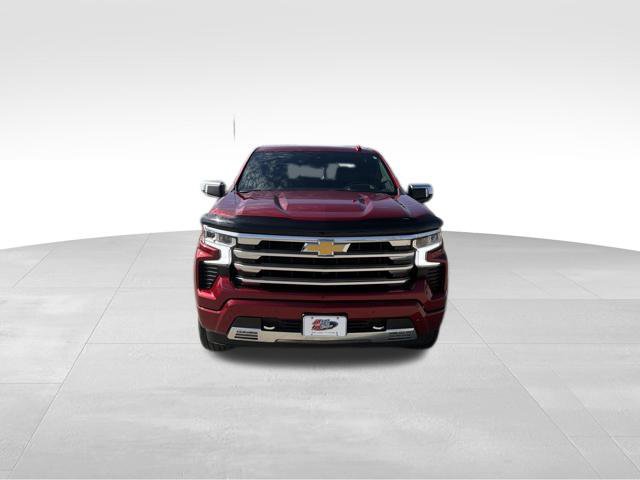 Used 2024 Chevrolet Silverado 1500 High Country w/ Technology Package AWD/4WD image 9