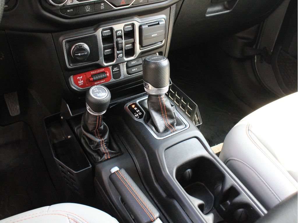 Certified 2021 Jeep Gladiator Mojave AWD/4WD image 22