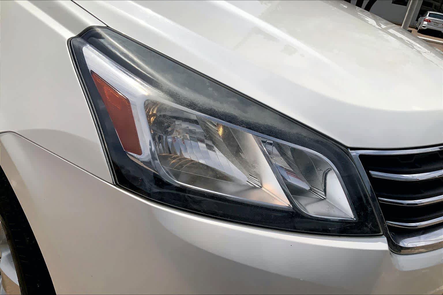 Used 2015 Chevrolet Traverse LTZ FWD image 36