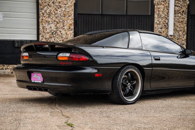 Used 2002 Chevrolet Camaro Z28 w/ SS Performance/Appearance Pkg RWD image 45