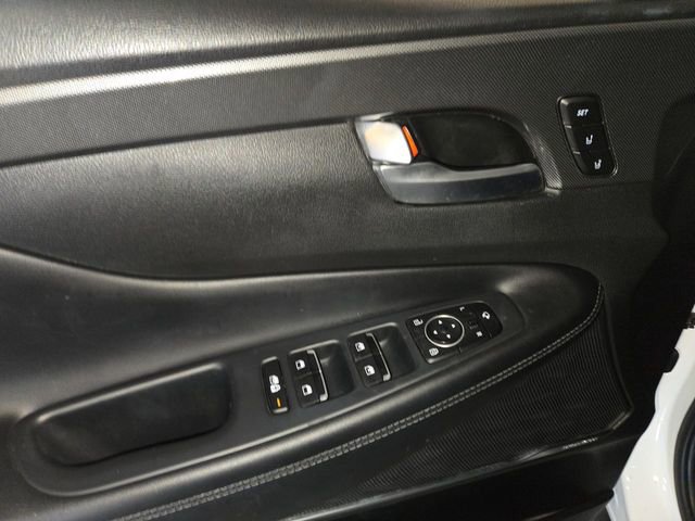 Used 2023 Hyundai Santa Fe Limited image 13