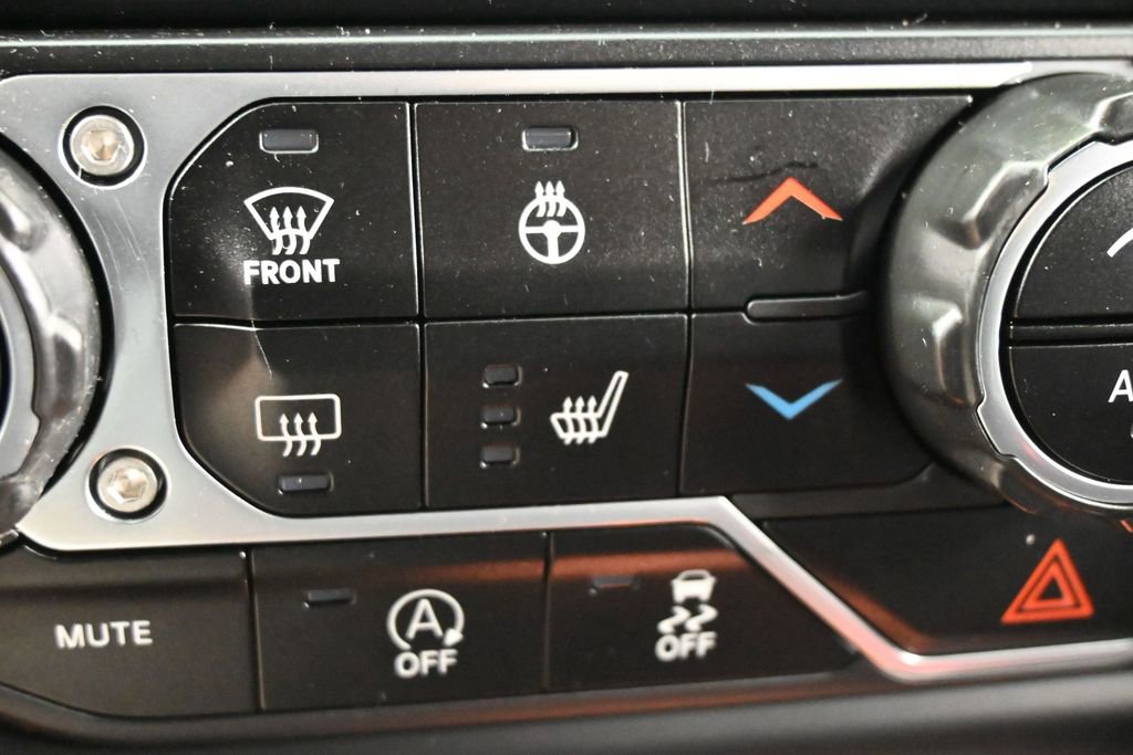 Used 2021 Jeep Wrangler Unlimited Rubicon AWD/4WD image 14