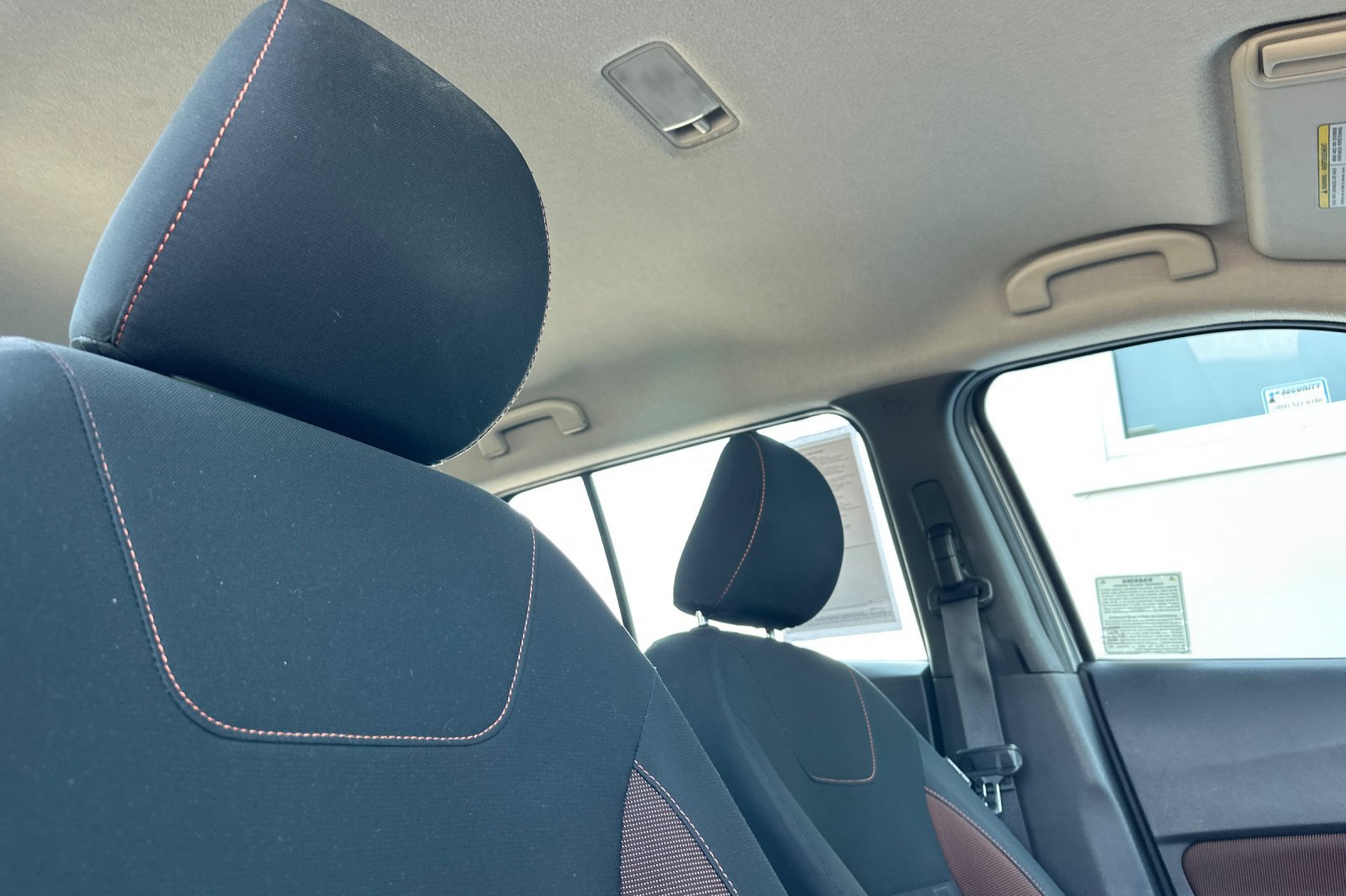 Used 2021 Nissan Kicks SR w/ Interior Electronics Package FWD image 17