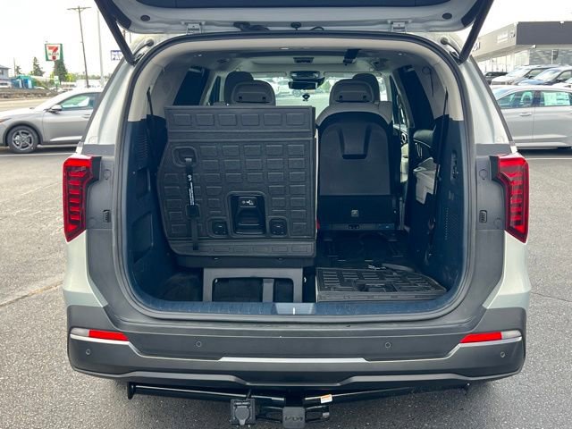 Certified 2025 Kia Carnival SX Prestige FWD image 12