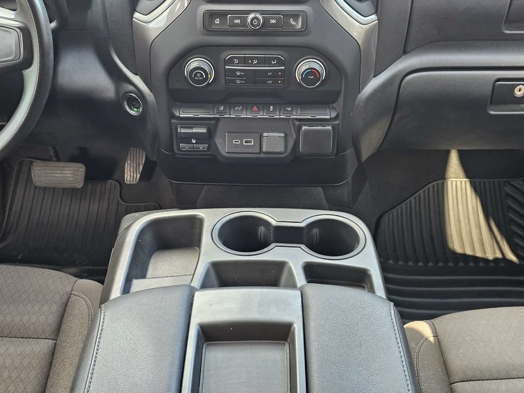 Used 2024 Chevrolet Silverado 2500 Custom w/ Custom Convenience Package RWD image 18