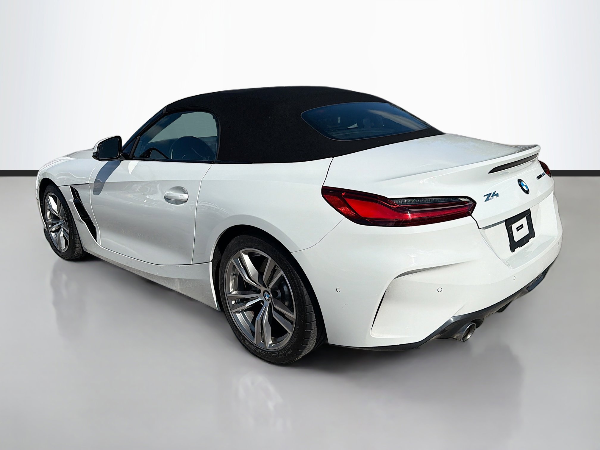 Used 2026 BMW Z4 sDrive30i image 5