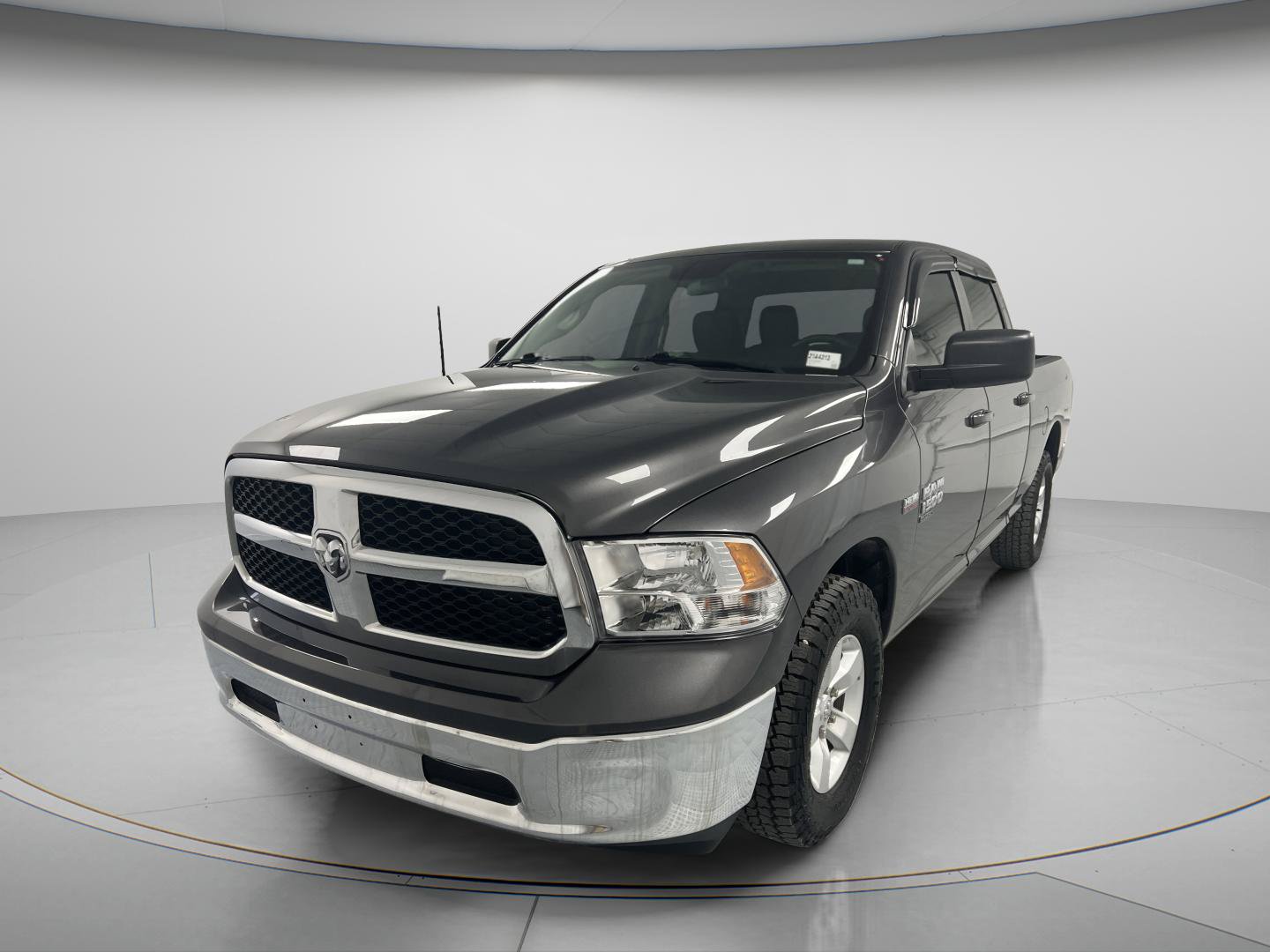 Used 2021 RAM 1500 Classic SLT RWD image 4