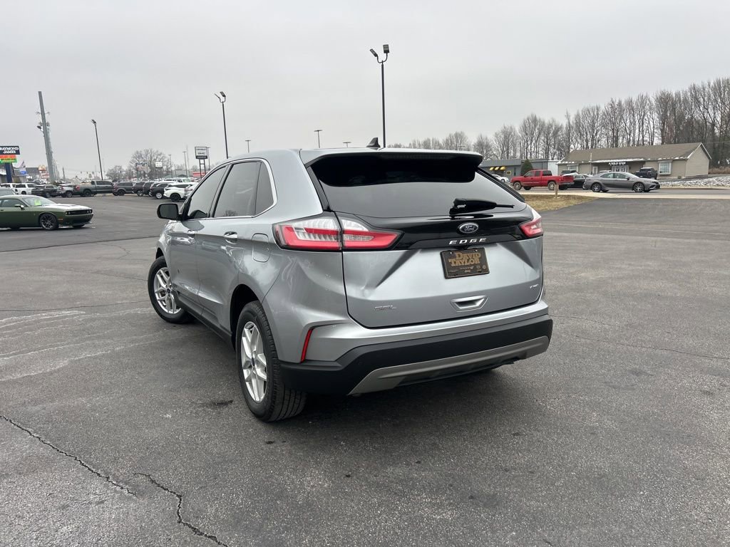 Used 2022 Ford Edge SEL image 5