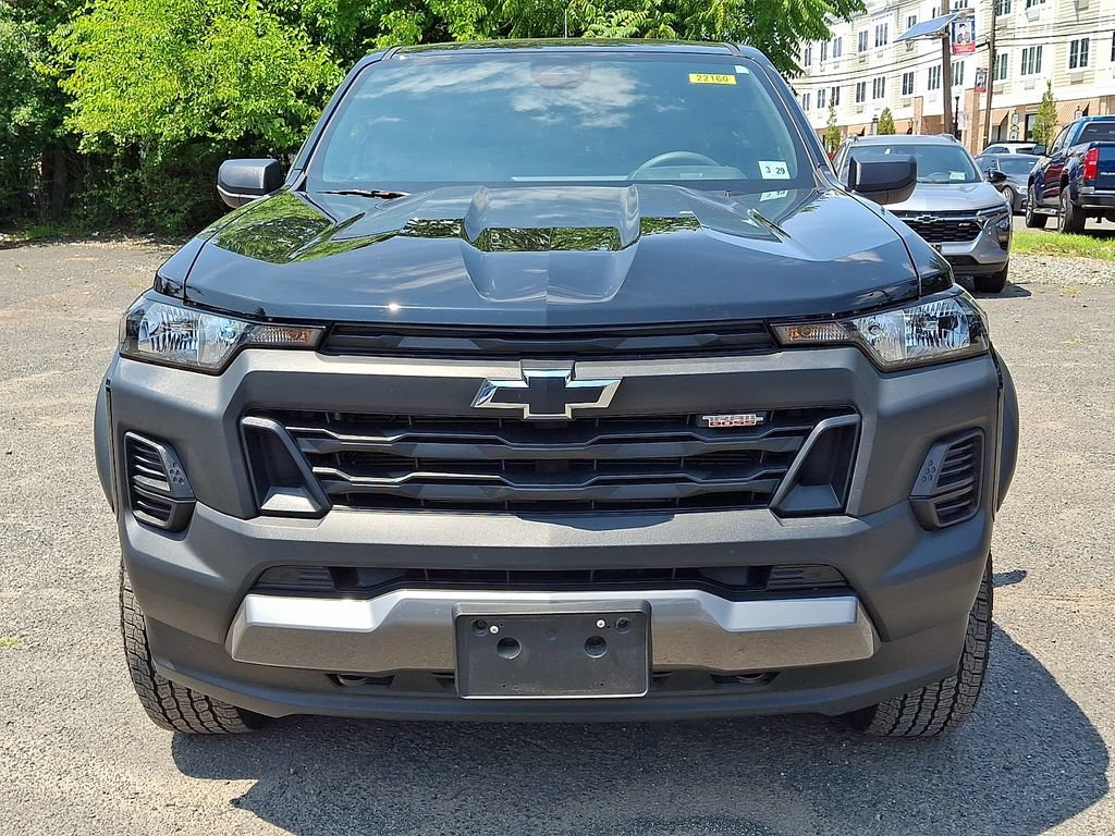Used 2024 Chevrolet Colorado Trail Boss AWD/4WD image 2