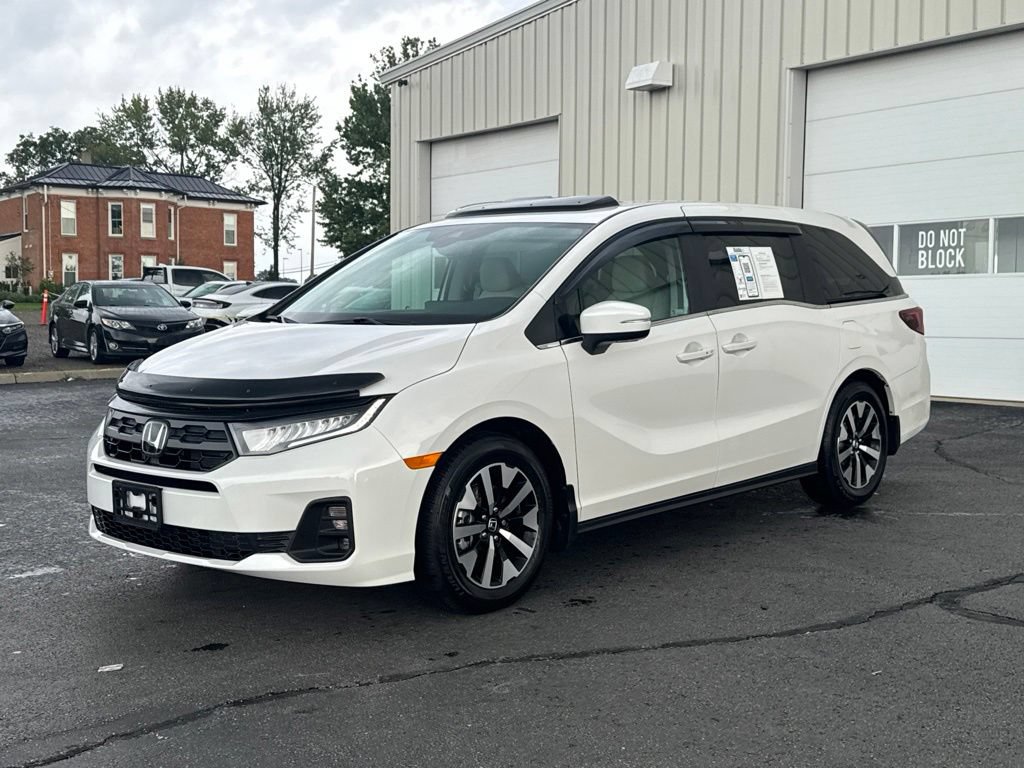 Used 2026 Honda Odyssey EX-L image 3