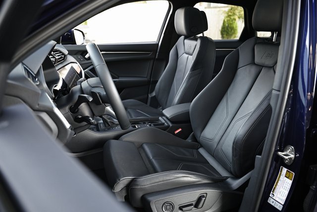 Certified 2025 Audi Q3 2.0T Premium w/ Convenience Package image 20