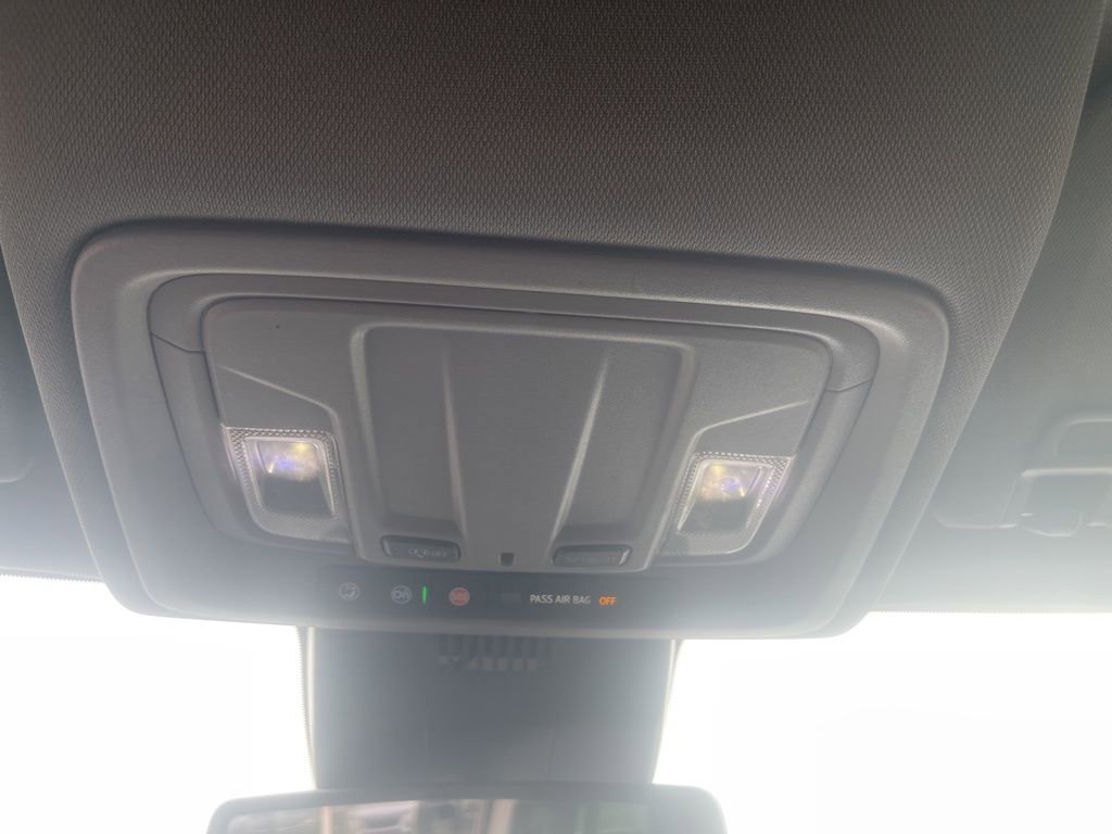 Used 2024 Chevrolet Silverado 2500 Custom w/ Custom Value Package image 36