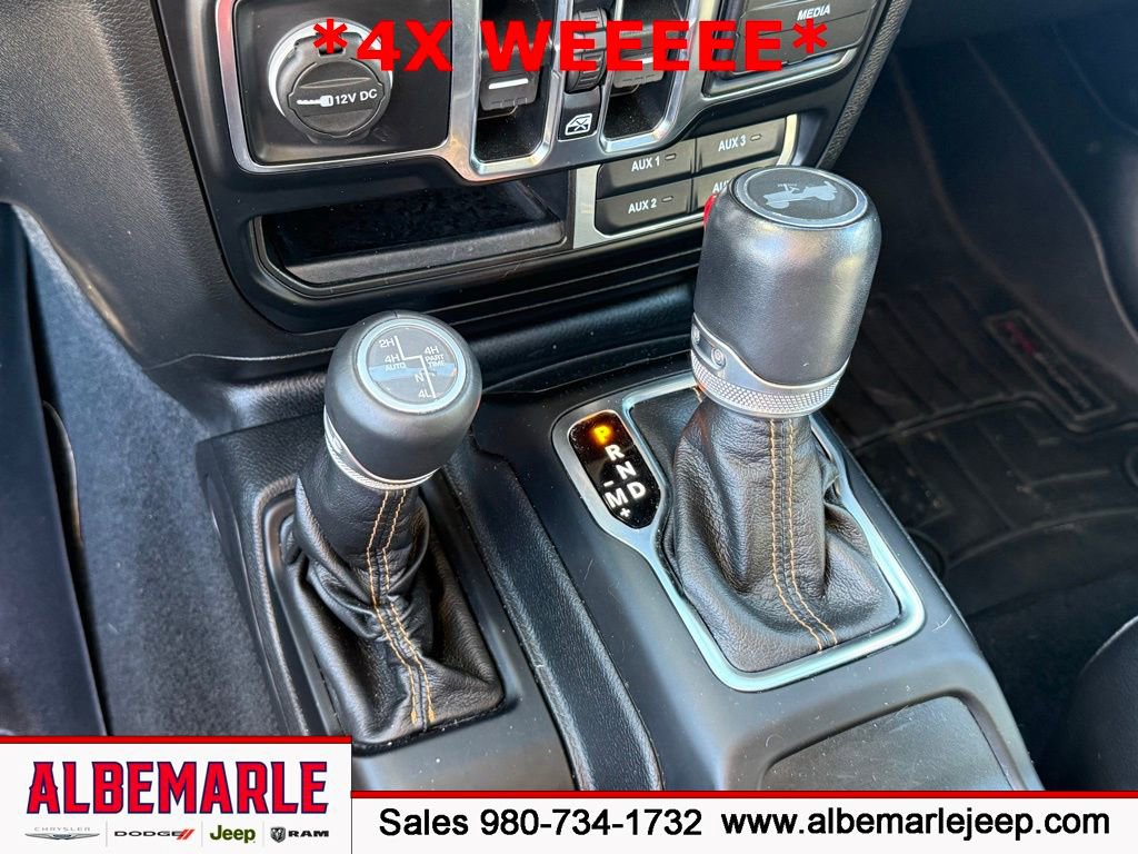 Used 2022 Jeep Wrangler Unlimited Sahara image 25