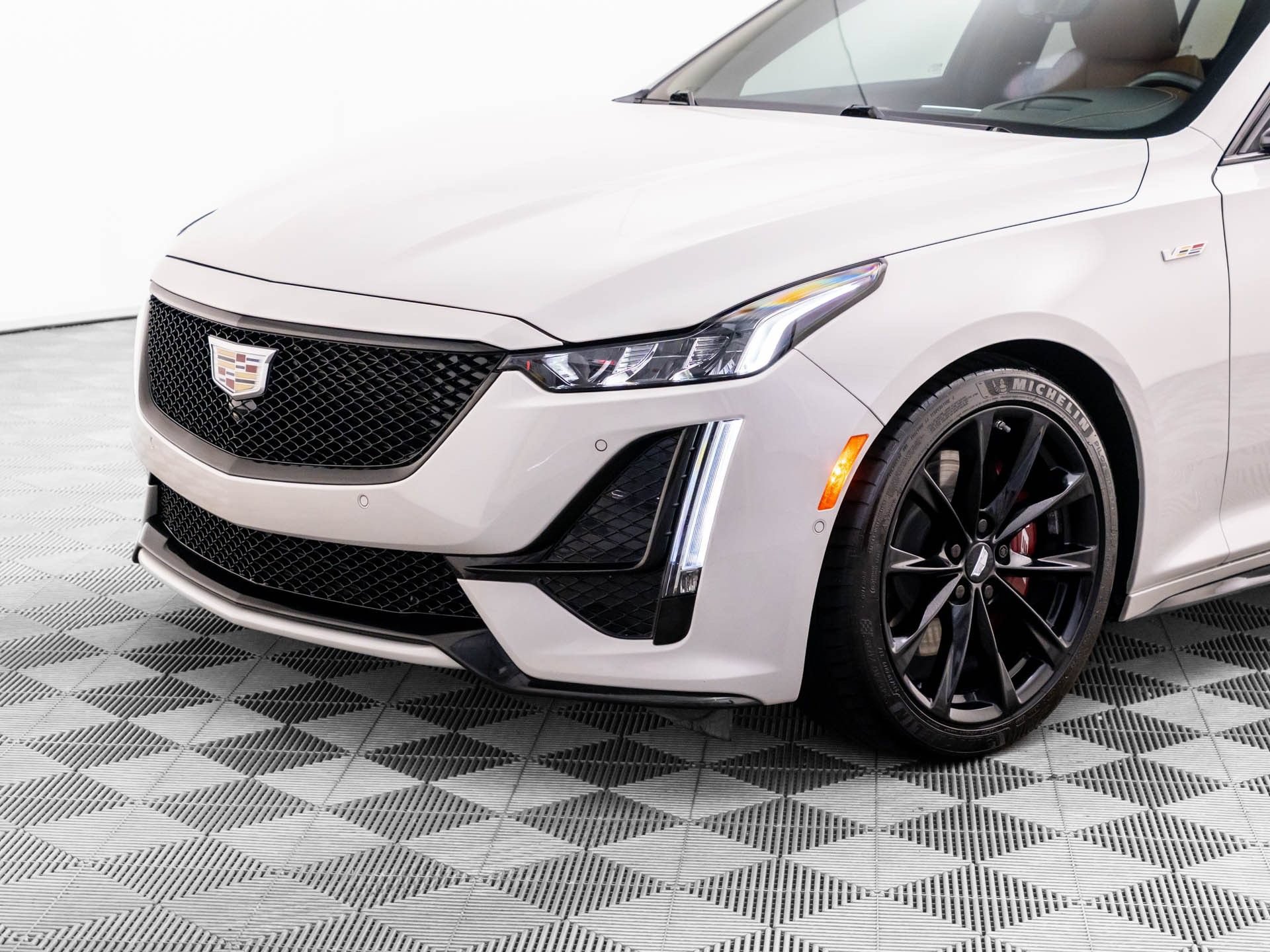 Certified 2023 Cadillac CT5 V w/ Platinum Package RWD image 39