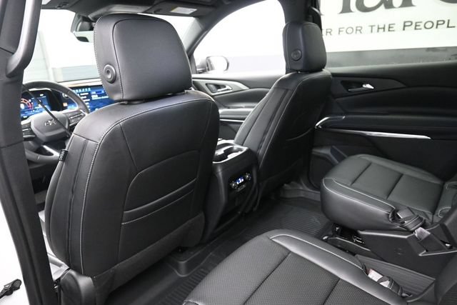 New 2026 Chevrolet Traverse LT w/ Midnight/Sport Edition FWD image 10
