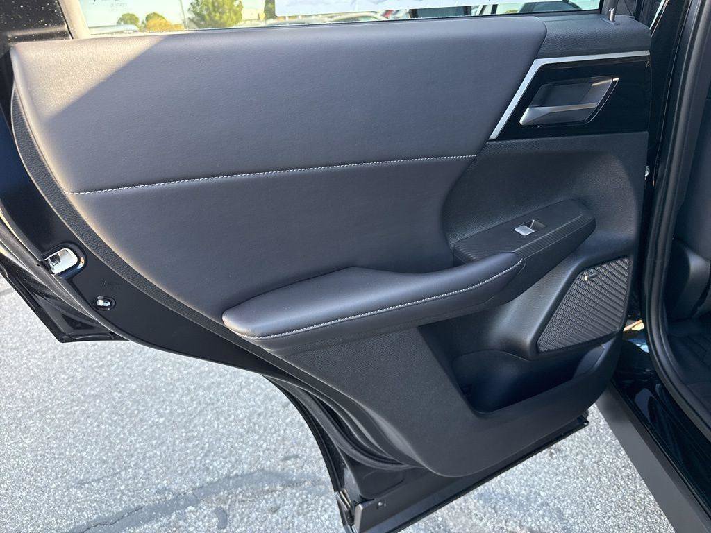 New 2026 Mitsubishi Outlander SE FWD image 29