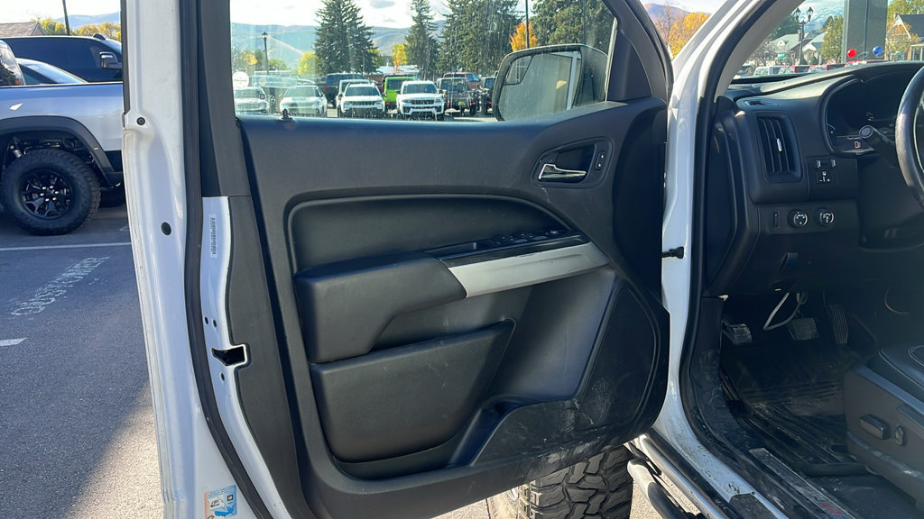 Used 2019 Chevrolet Colorado ZR2 AWD/4WD image 9