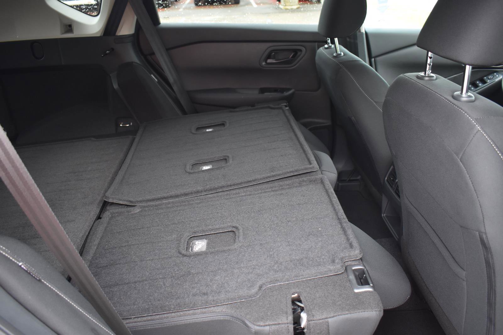 Used 2026 Nissan Rogue S FWD image 53