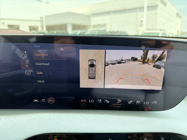 New 2026 Buick Enclave Avenir w/ Super Cruise Package FWD image 13