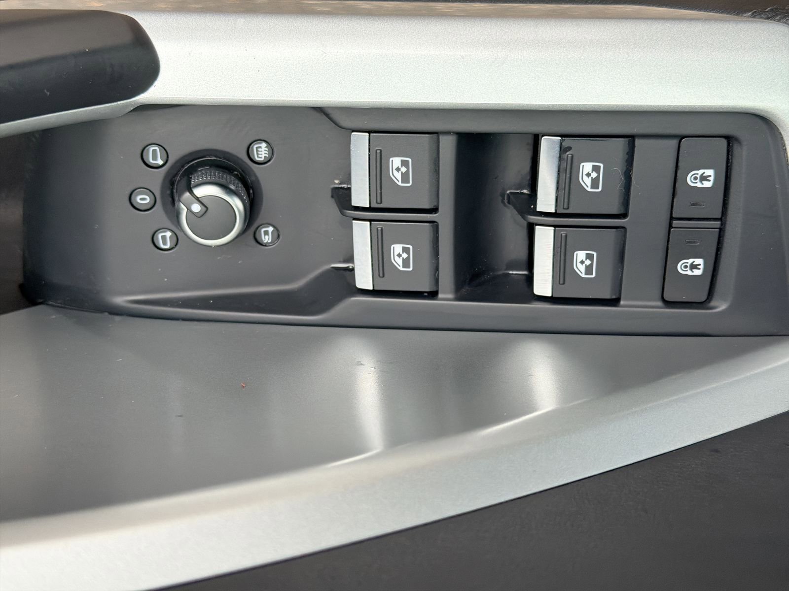 Used 2021 Audi Q3 2.0T Premium Plus w/ Premium Plus Package AWD/4WD image 23