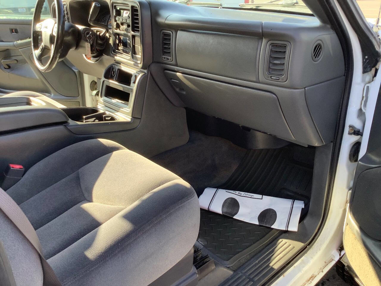 Used 2003 GMC Sierra 2500 SLE w/ Skid Plate Package image 40