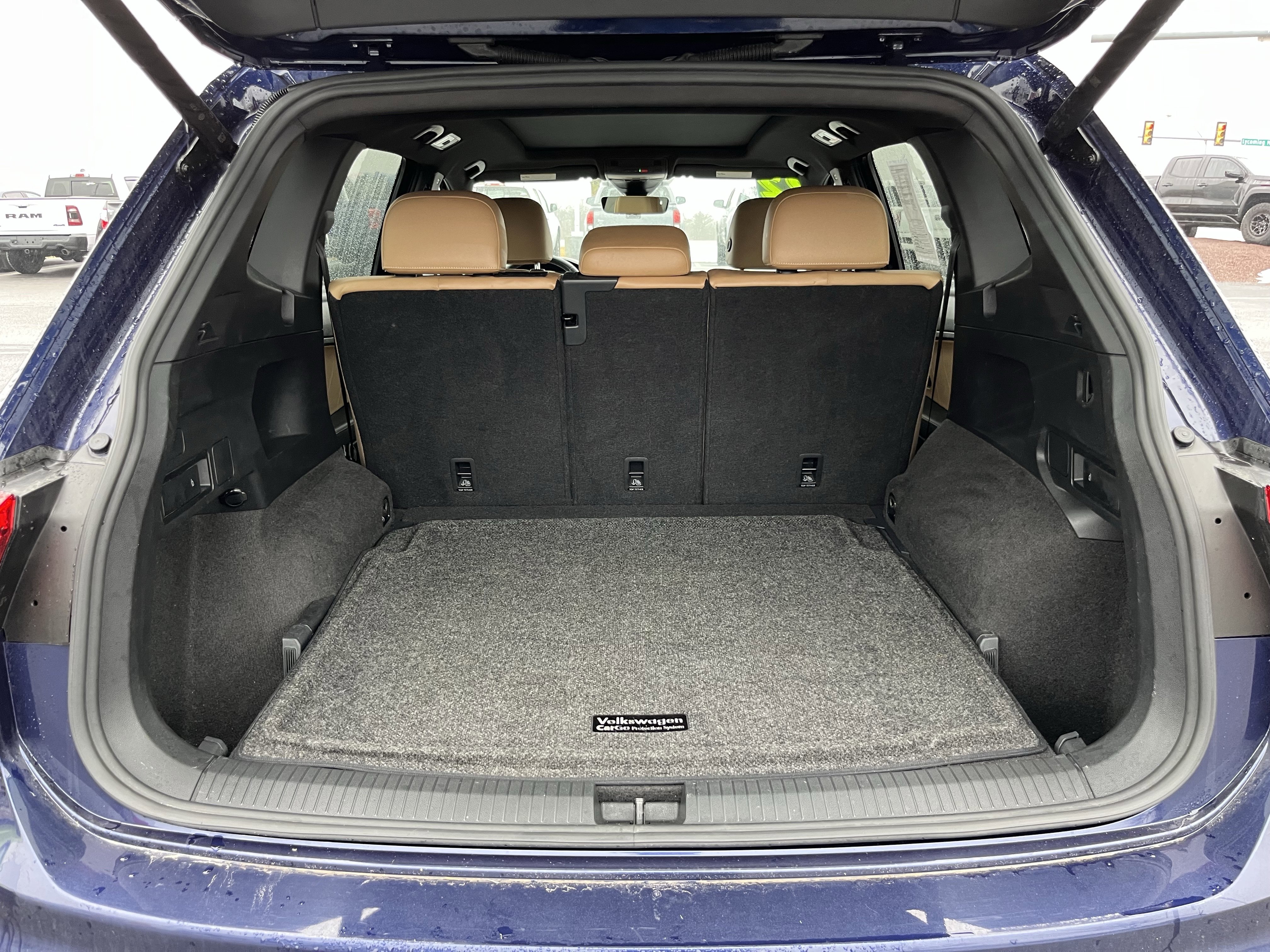 Used 2022 Volkswagen Tiguan SE AWD/4WD image 5