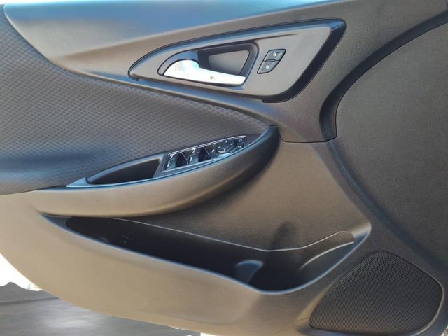 Used 2018 Chevrolet Malibu LS image 16