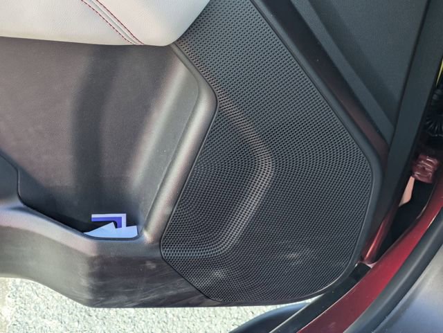 Used 2024 GMC Canyon AT4X image 13