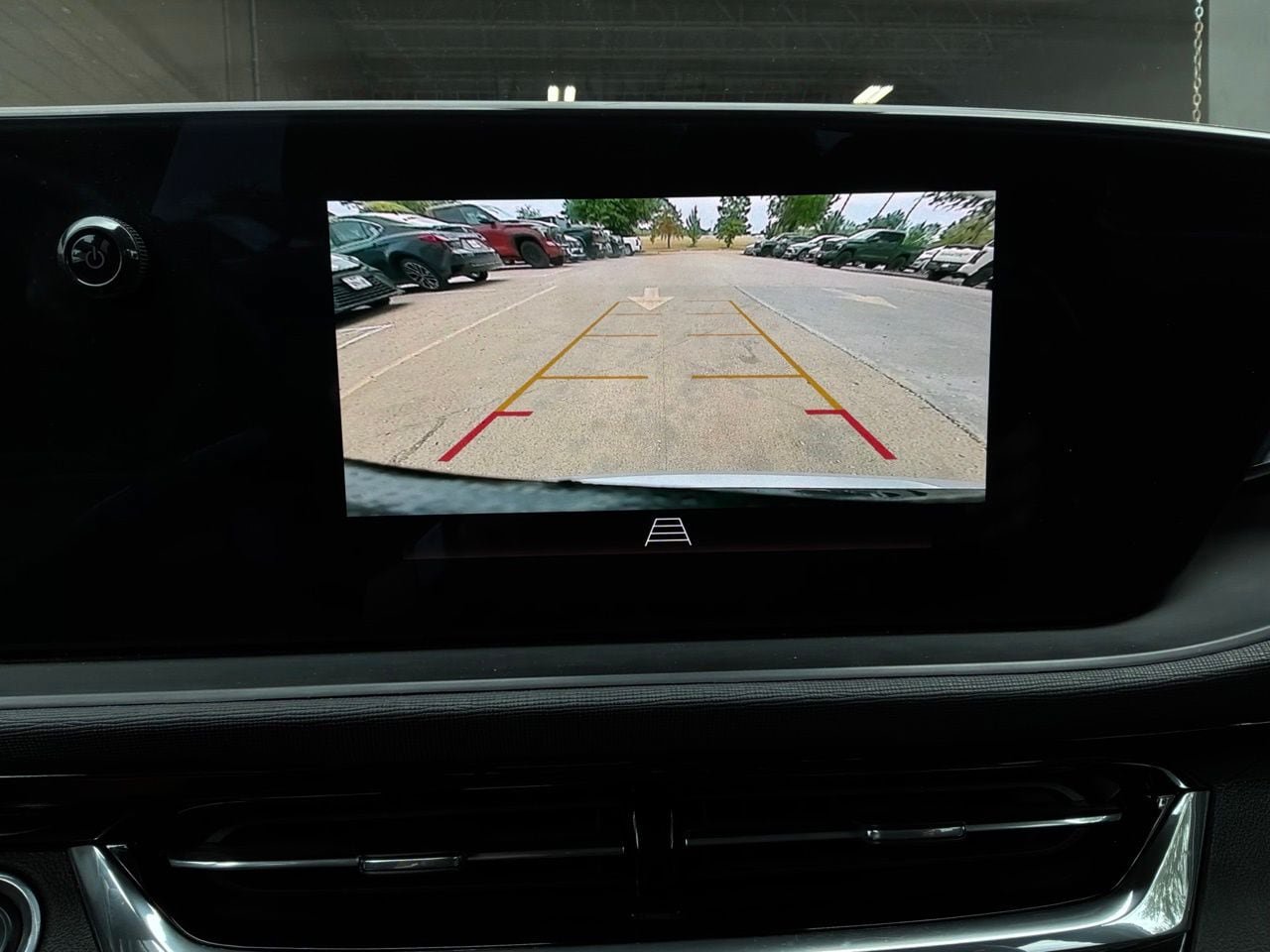 Used 2025 Buick Envista Sport Touring FWD image 34