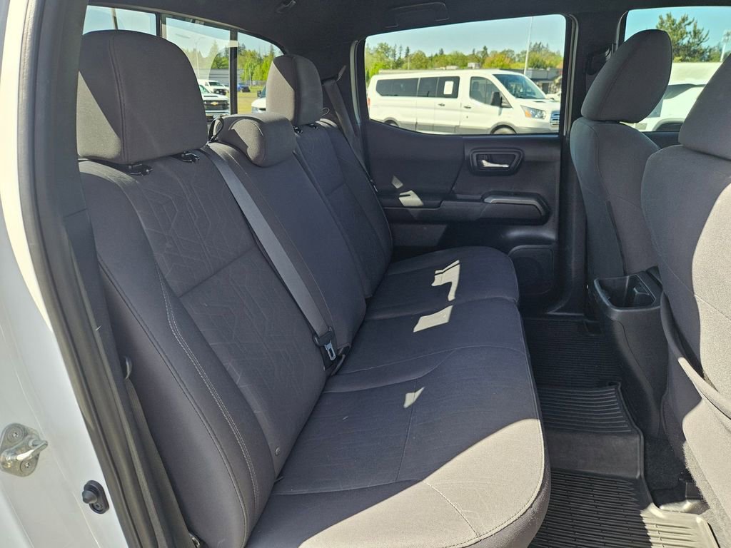 Used 2019 Toyota Tacoma TRD Off-Road AWD/4WD image 28