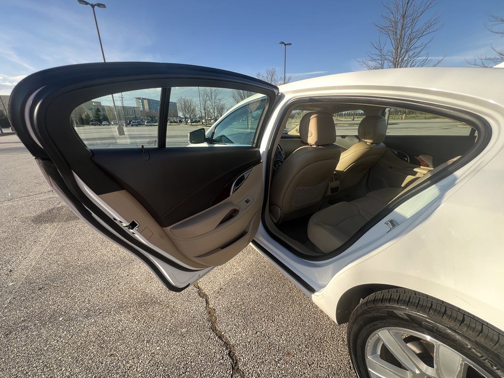 Used 2011 Buick LaCrosse CXL w/ Luxury Package image 14