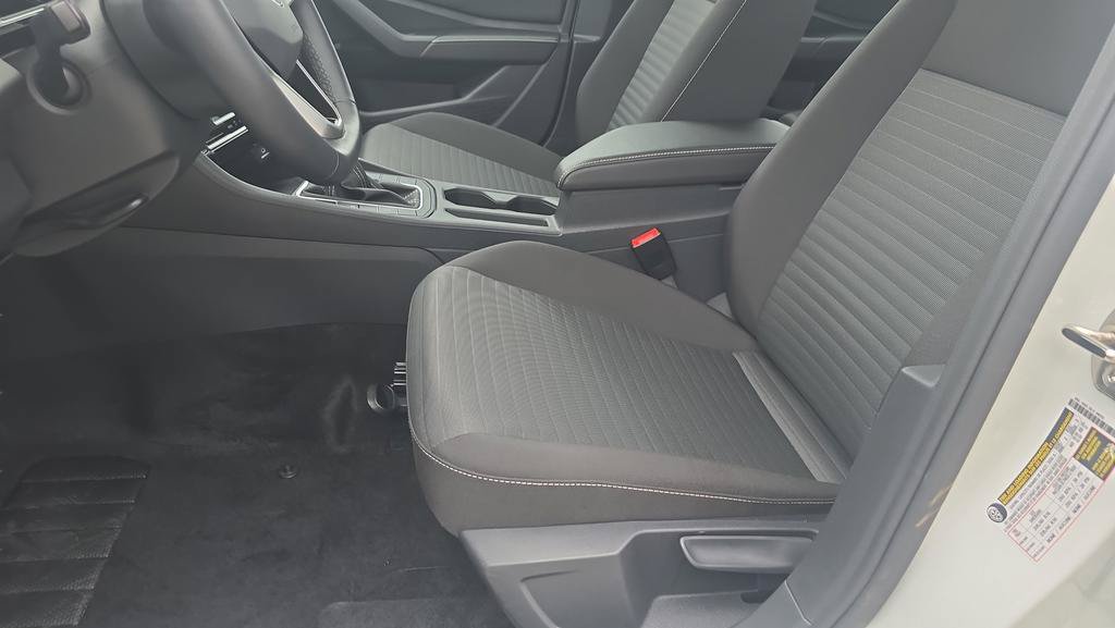 Used 2025 Volkswagen Jetta S FWD image 13